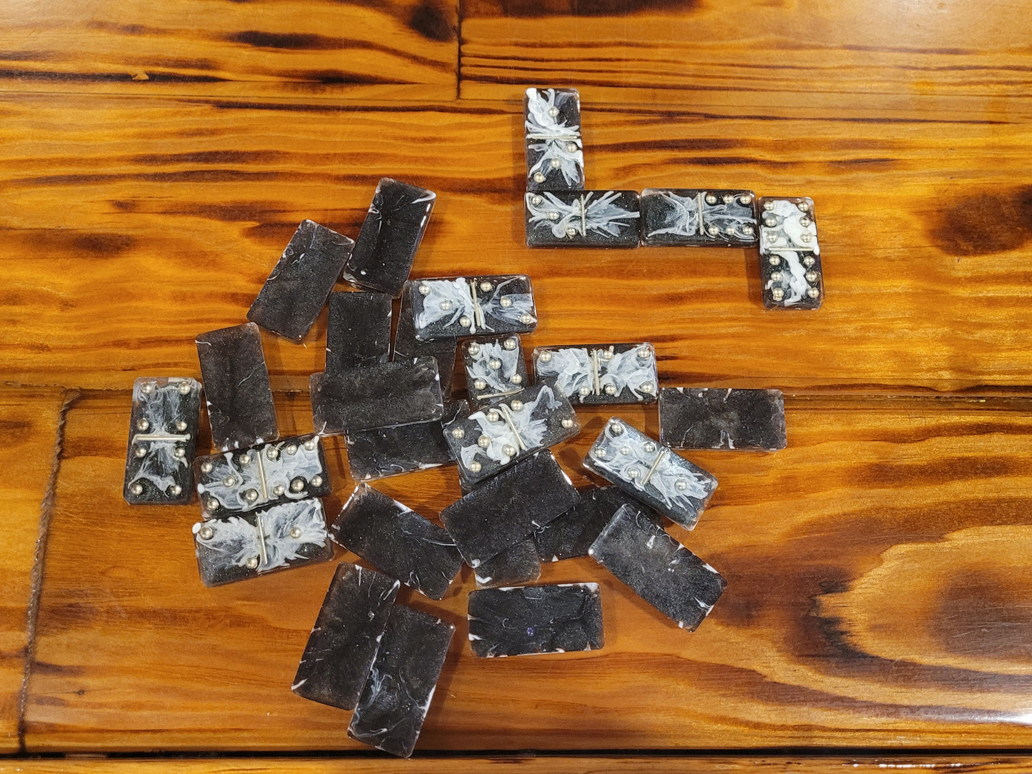 Classic Pip 28 Tile Classic Hand Crafted Resin Domino Game - High Heat Tolerant