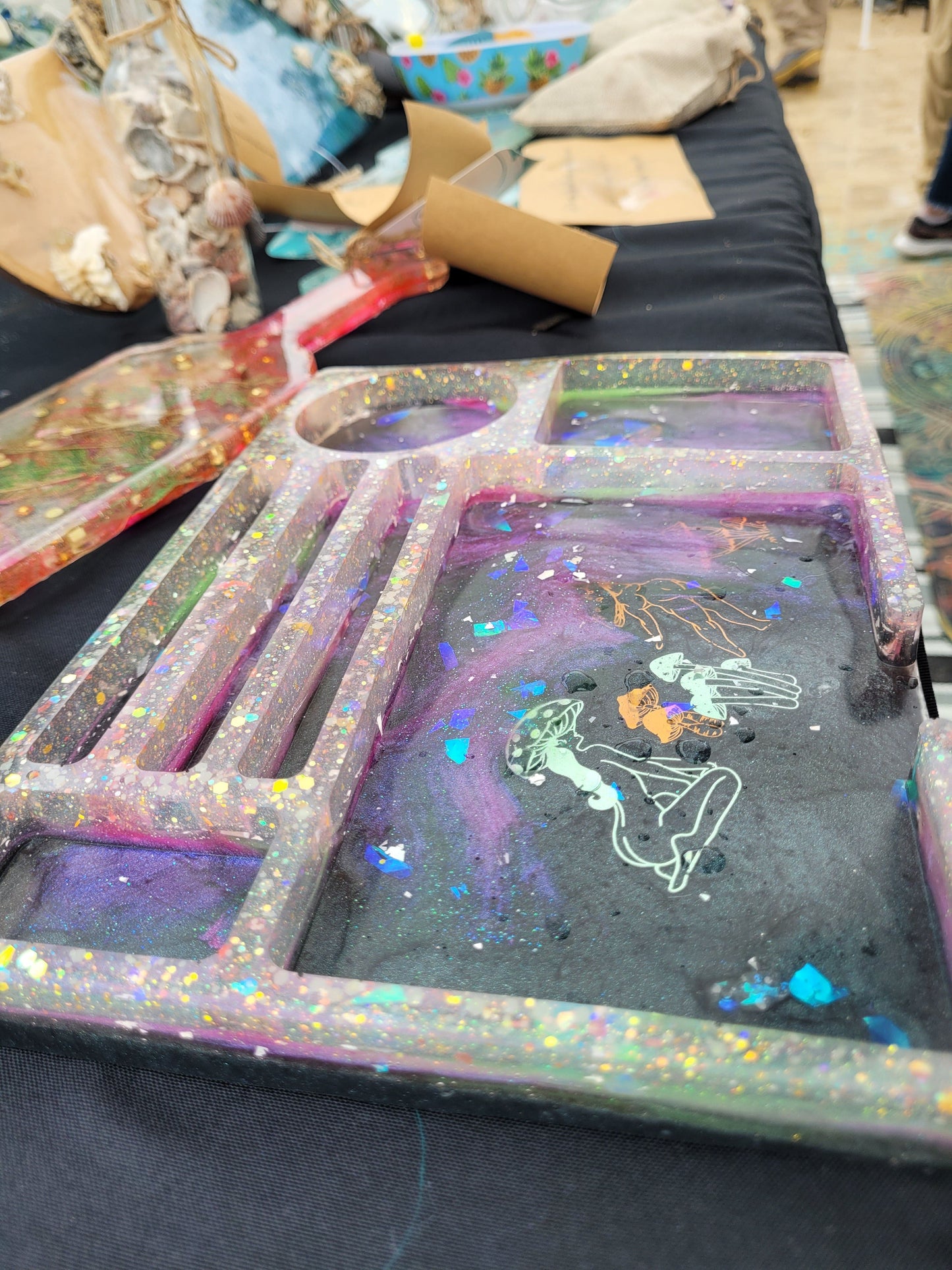 Decorative MJ Mushroom Girl Rolling Tray - Glow in the dark