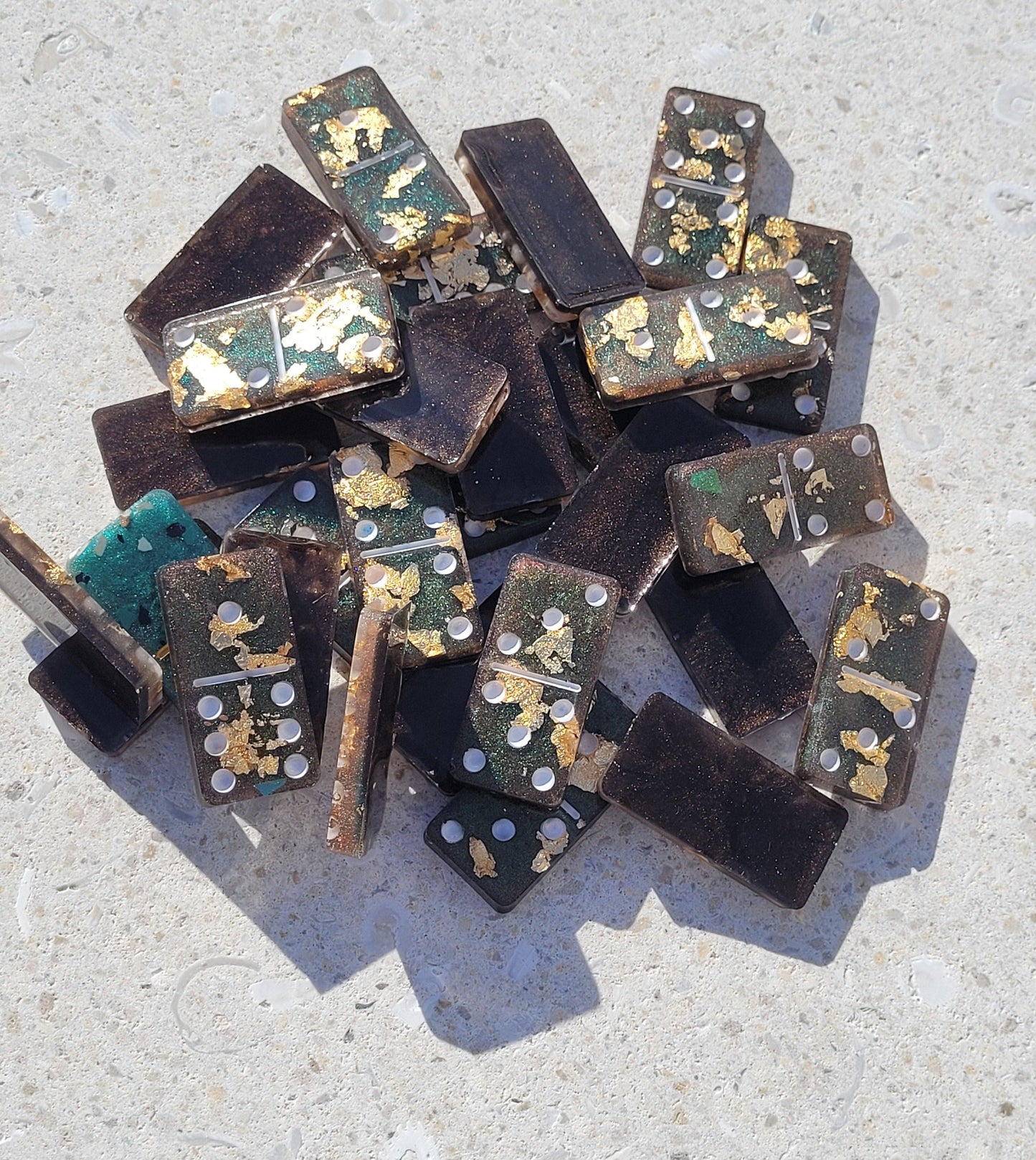 Classic Pip 28 Tile Classic Hand Crafted Resin Domino Game - High Heat Tolerant
