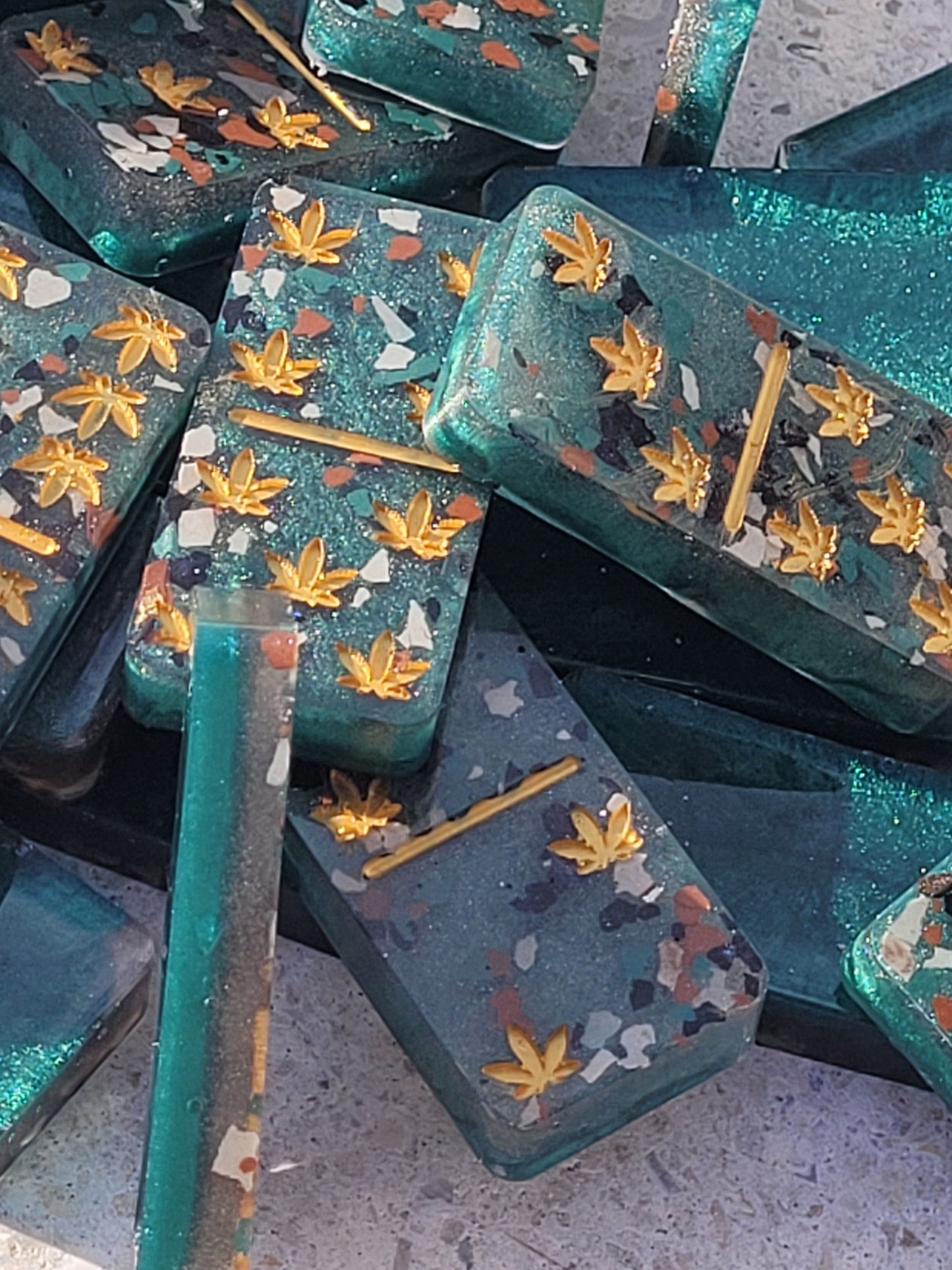 Camo Weed Pip 28 Tile Game - Marijuana - Pot Leaf Stoner Resin Dominoes - High Heat Tolerant