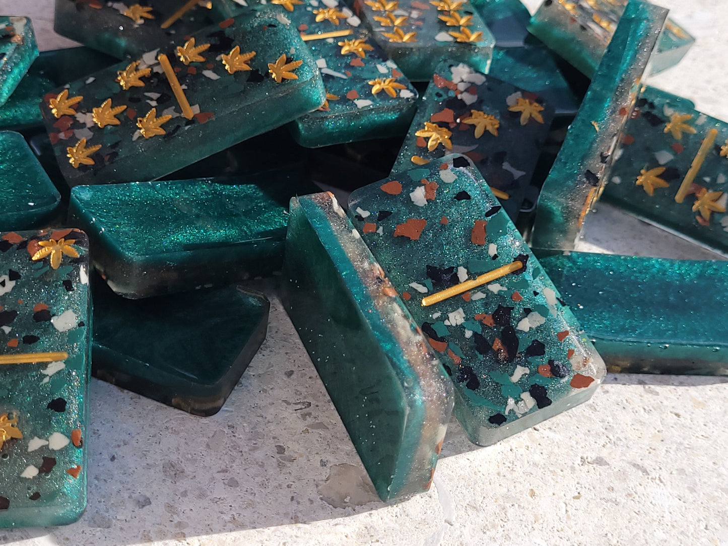 Camo Weed Pip 28 Tile Game - Marijuana - Pot Leaf Stoner Resin Dominoes - High Heat Tolerant