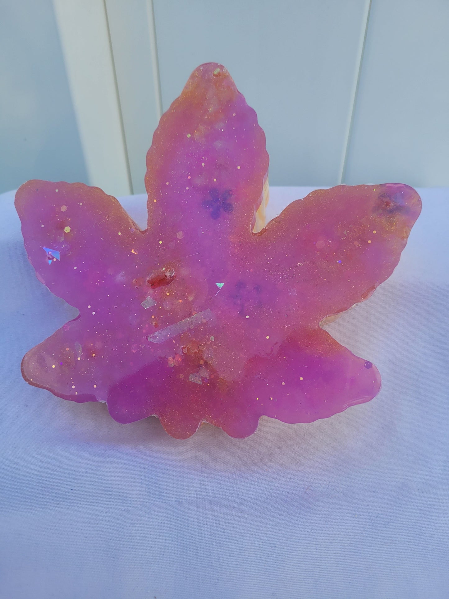Pot Leaf Ashtray - *Glow in the Dark* Groovy