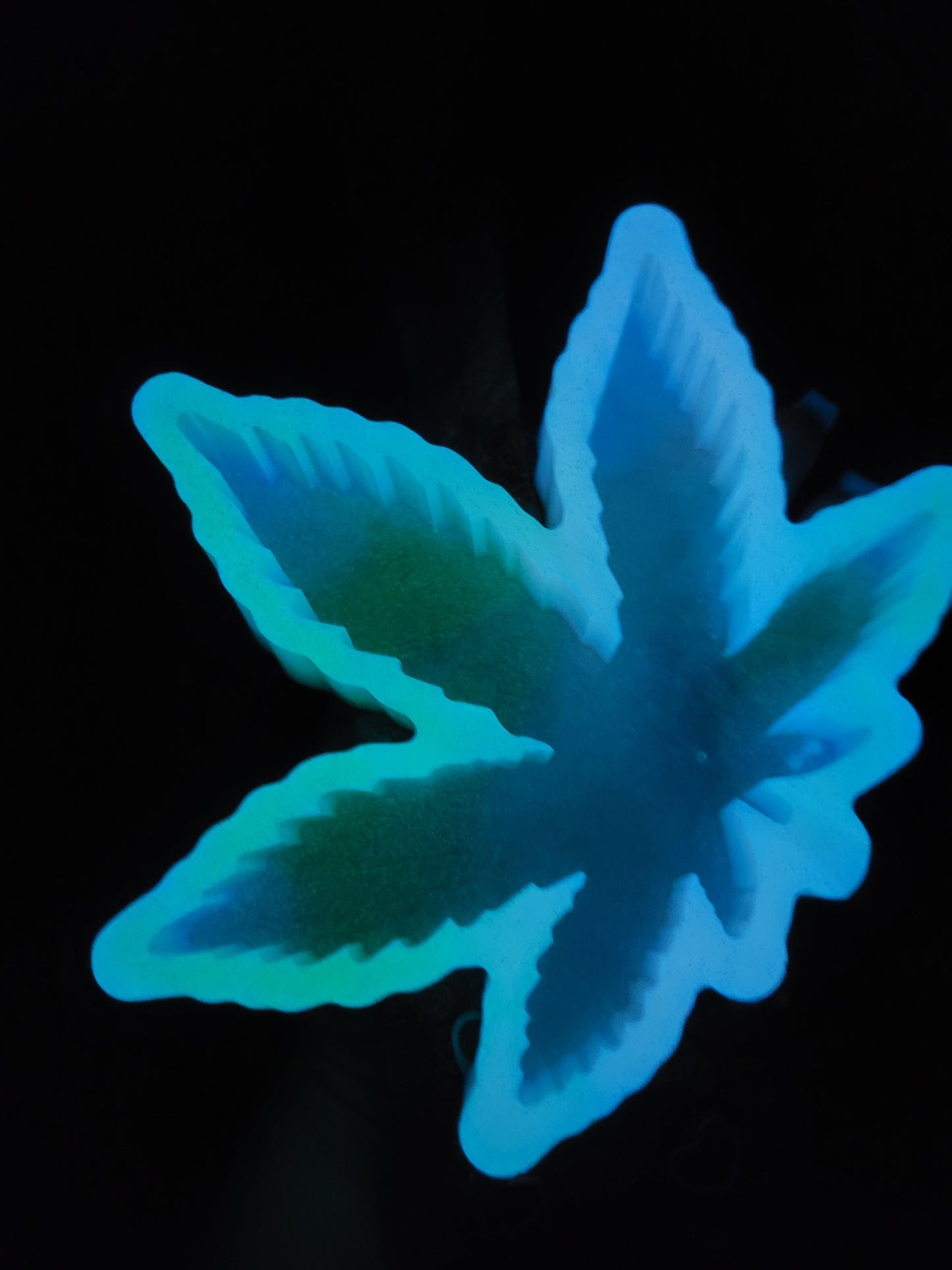 Herb Leaf Handmade Epoxy - Resin Ashtray *Glow* - Limit High Heat